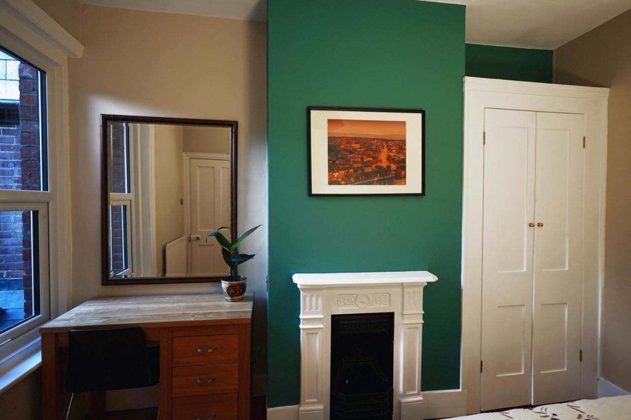 Tastefully Decorated 1-Bed With Free Parking - At Hem Lejlighed Winchester Eksteriør billede
